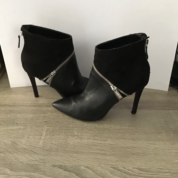 GUESS Ankle Bootie Stiletto Heel pointed toe - Picture 3 of 9